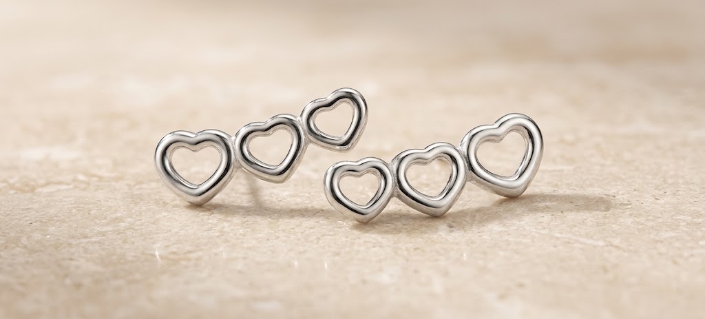 Brinco Ear Cuff 3 Corações 925